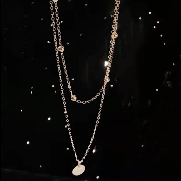 NWT yellow gold color layered disc circle pendant necklace - Picture 3 of 4